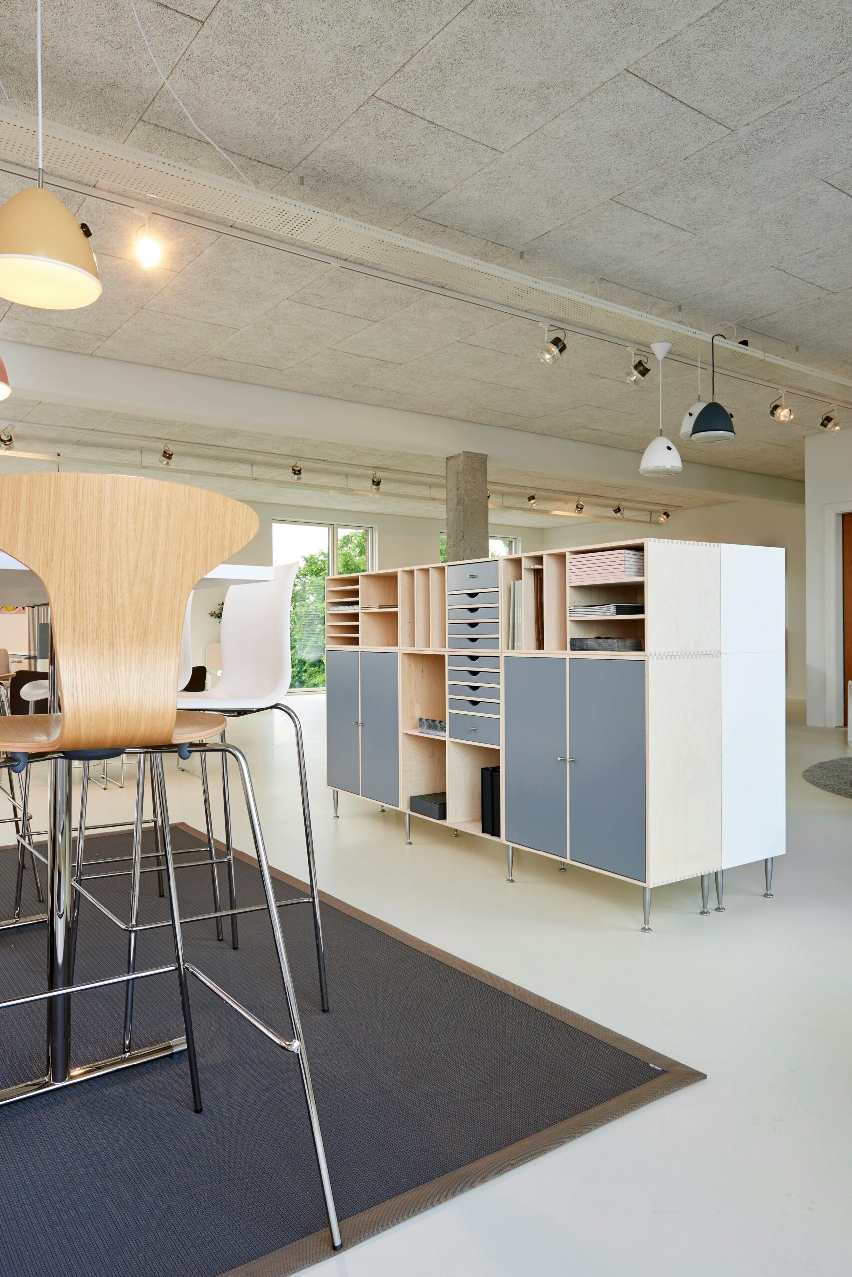 Benefit of A Classic Painting for Cabinet Painting